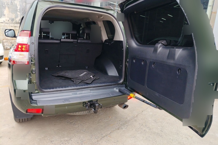 2016 Toyota Prado - Main View