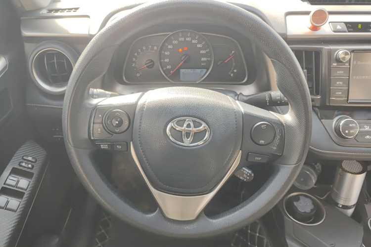 2015 Toyota RAV4 Rongfang - Main View