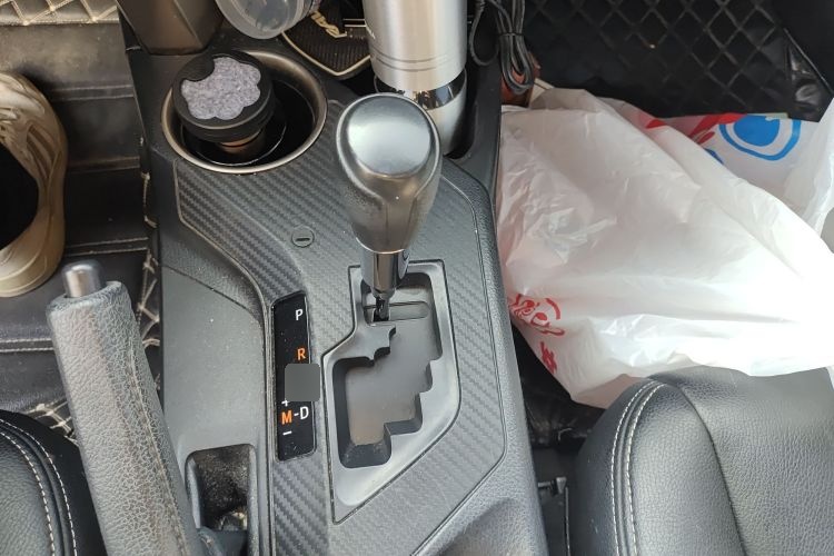 2015 Toyota RAV4 Rongfang - Main View