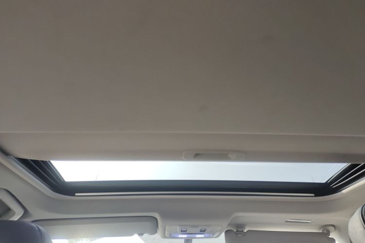 2015 Toyota RAV4 Rongfang - Main View