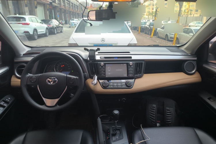 2016 Toyota RAV4 Rongfang - Main View