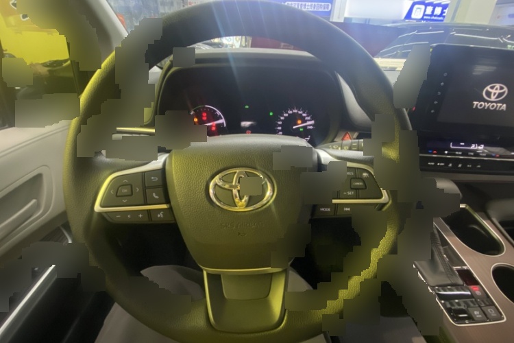 2023 Toyota Sienna - Main View