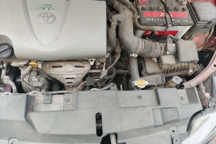 2016 Toyota YARiS L - Main View