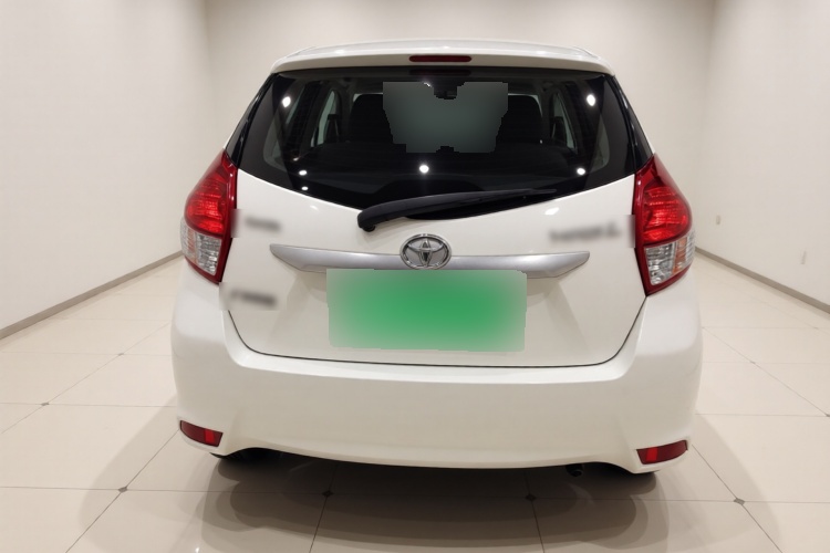 2015 Toyota YARiS L 致炫 - Main View