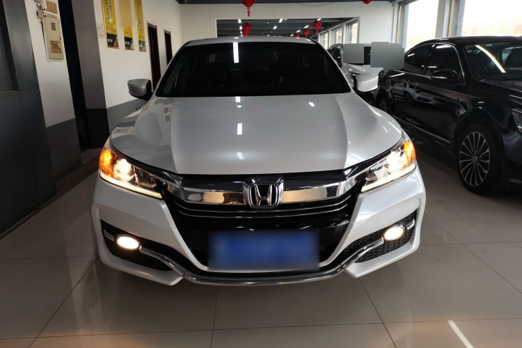 2016 Honda 雅阁 - Main View