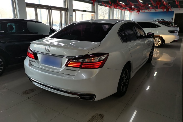 2016 Honda 雅阁 - Main View