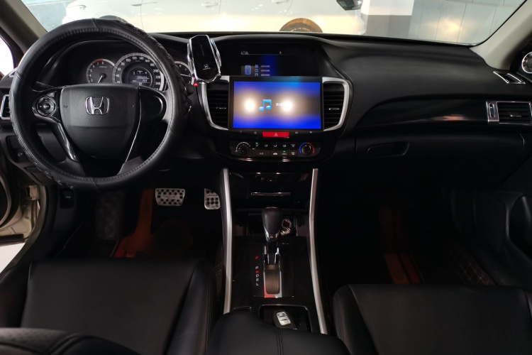 2016 Honda 雅阁 - Main View
