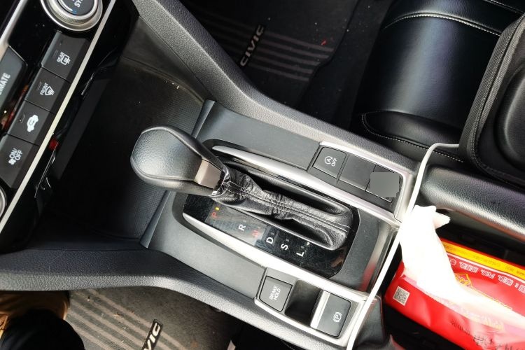 2019 Honda Civic - Main View
