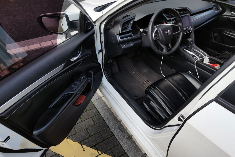 2019 Honda Civic - Main View
