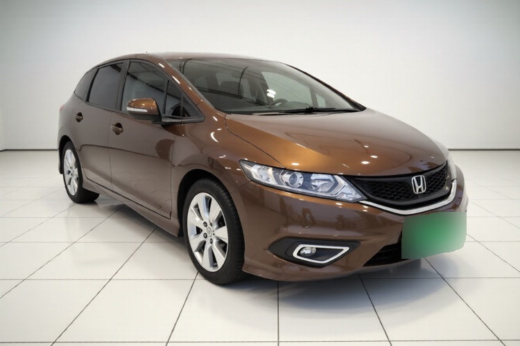 2013 Honda Jade - Main View