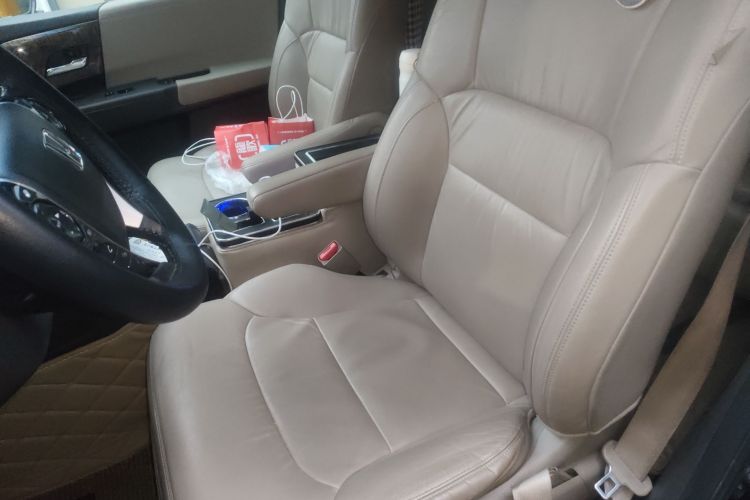 2015 Honda Odyssey - Main View