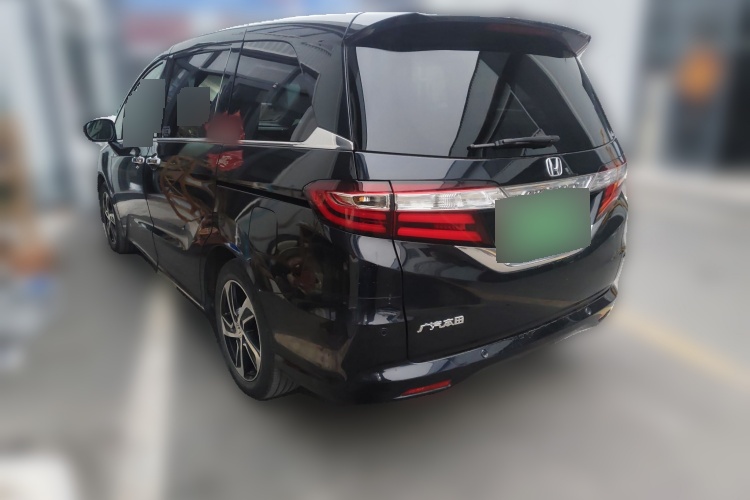 2015 Honda Odyssey - Main View