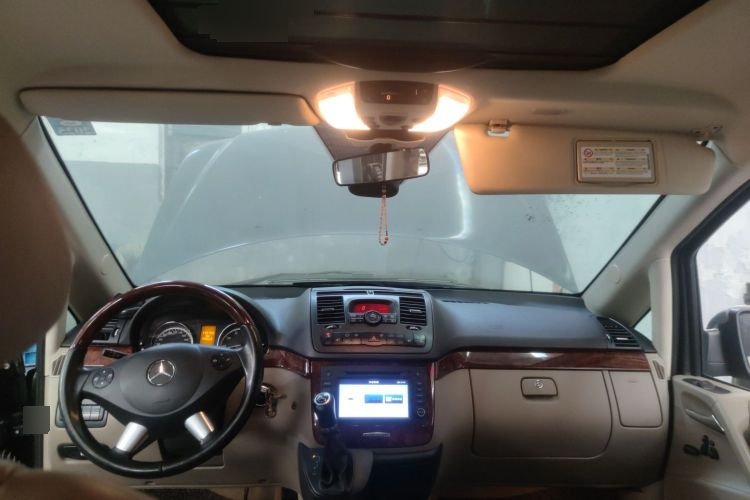 2014 Mercedes-Benz 唯雅诺 - Main View