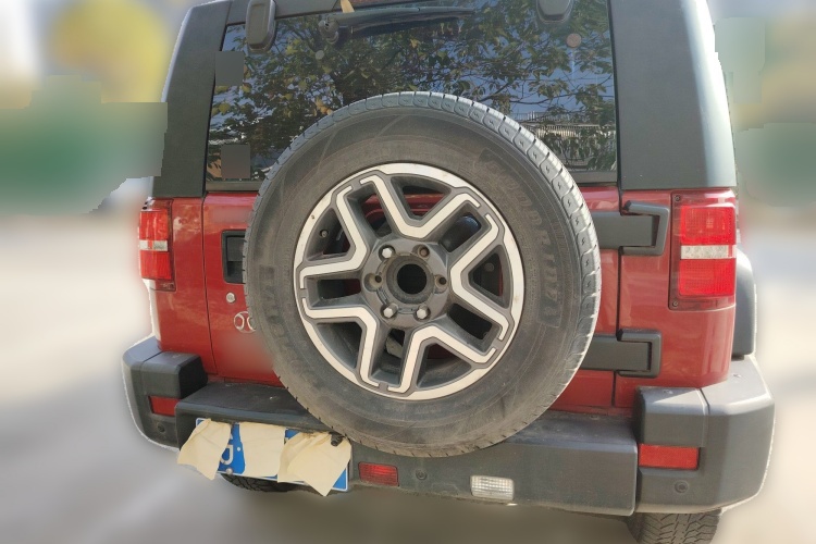 2016 Beijing Off-Road Beijing BJ40 - Main View