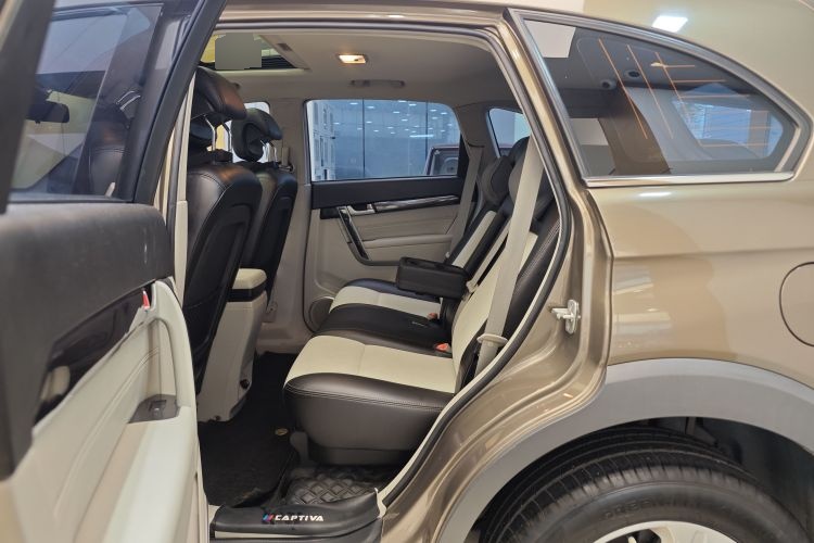 2017 Chevrolet Captiva - Main View
