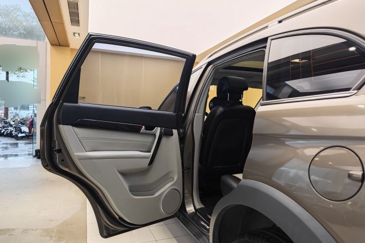2017 Chevrolet Captiva - Main View