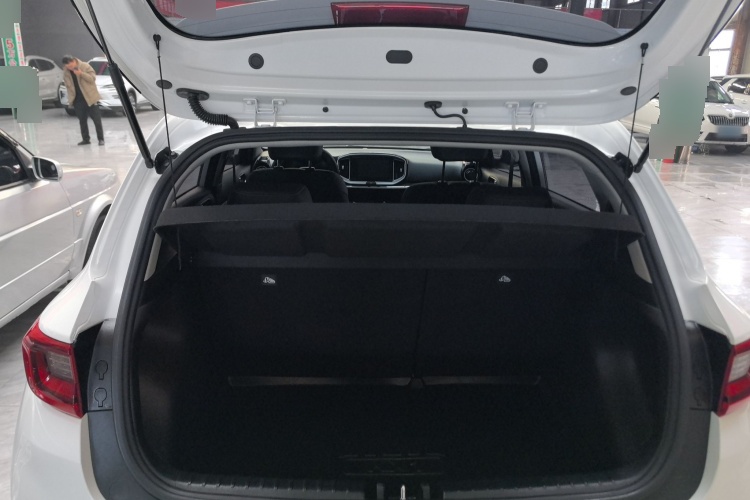 2021 Kia Epao - Main View