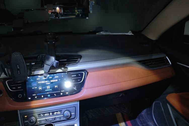 2018 Geely 远景S1 - Main View
