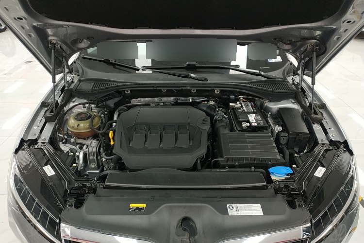 2022 Skoda Superb - Main View