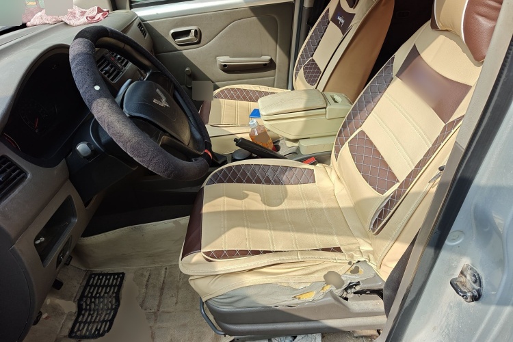 2018 Wuling Motors Wuling Rongguang V - Main View