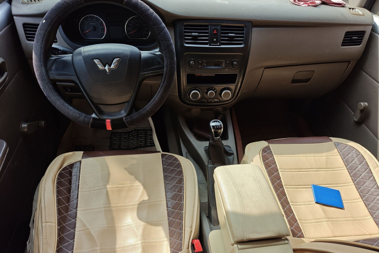 2018 Wuling Motors Wuling Rongguang V - Main View
