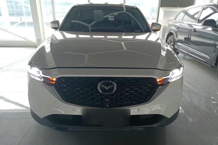 2022 Mazda CX-5 - Main View