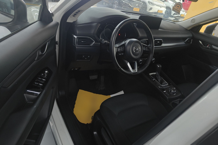 2022 Mazda CX-5 - Main View