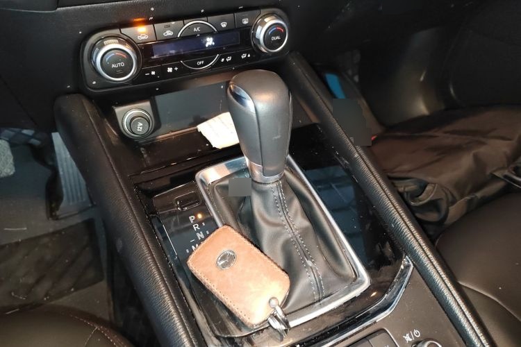 2022 Mazda CX-5 - Main View