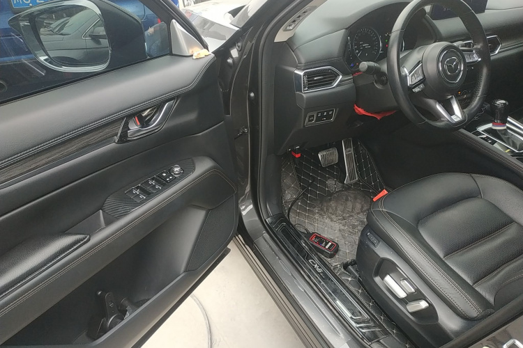2022 Mazda CX-5 - Main View