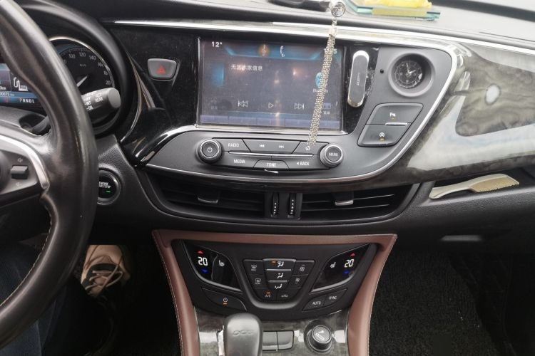 2015 Buick Envision - Main View