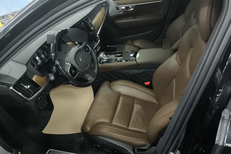 2020 Volvo S90新能源 - Main View