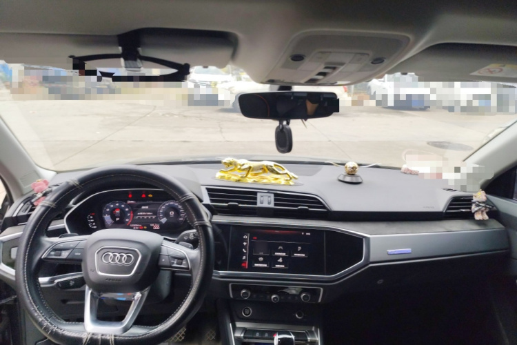 2021 Audi Q3 - Main View