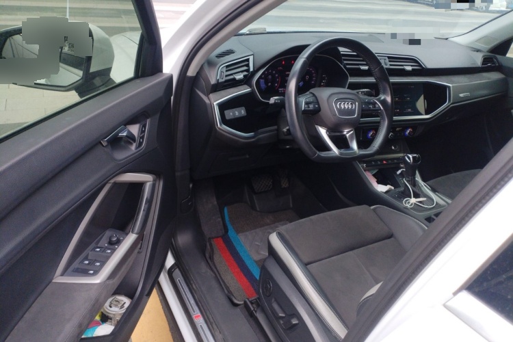 2021 Audi Q3 - Main View