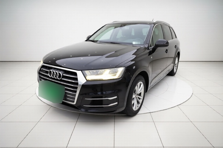 2019 Audi Q7 - Main View