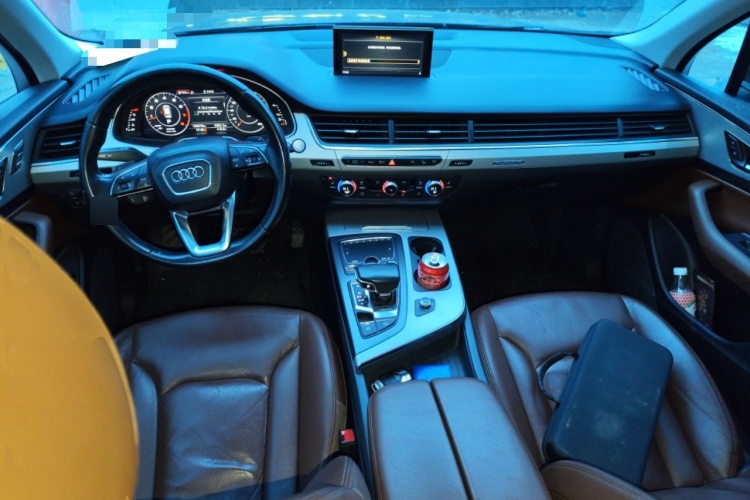 2019 Audi Q7 - Main View