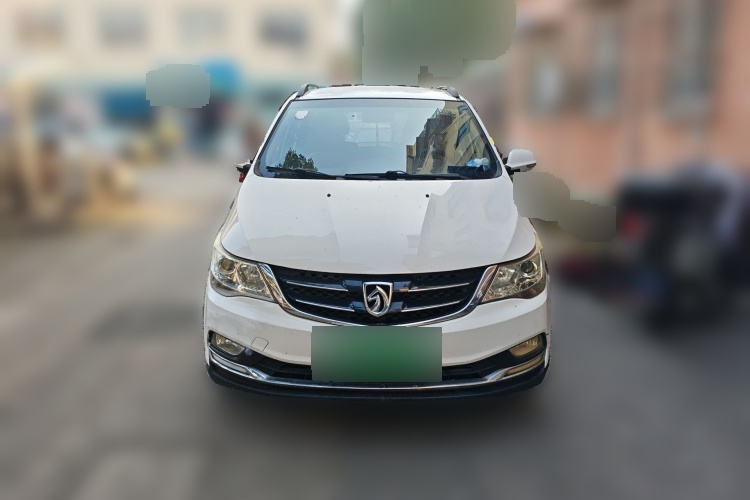 2016 Baojun 730 - Main View