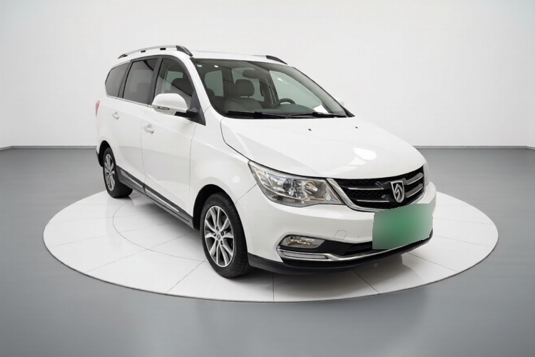 2016 Baojun 730 - Main View