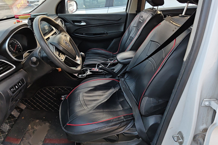 2021 Baojun 730 - Main View