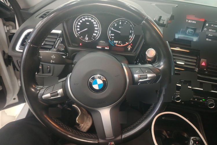 2022 BMW 1 Series - Main View