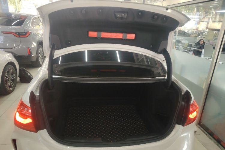2022 BMW 1 Series - Main View