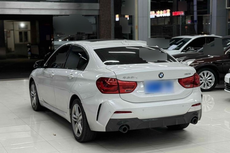2022 BMW 1 Series - Main View