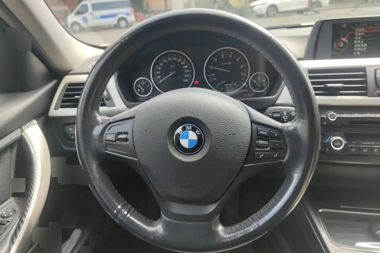 2015 BMW 3 Series - Main View