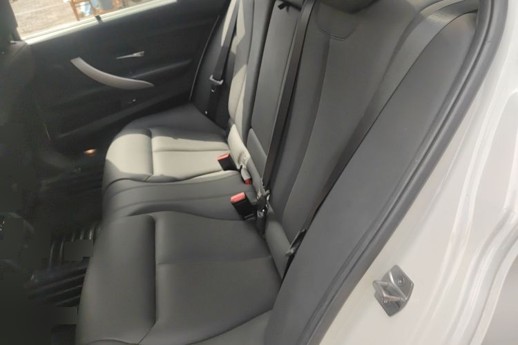 2015 BMW 3 Series - Main View