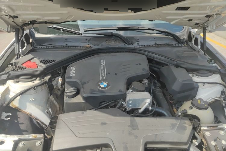 2015 BMW 3 Series - Main View
