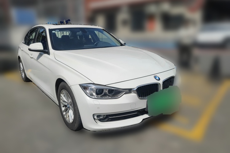 2015 BMW 3 Series - Main View