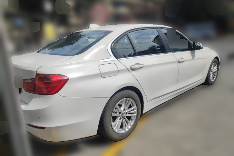 2015 BMW 3 Series - Main View