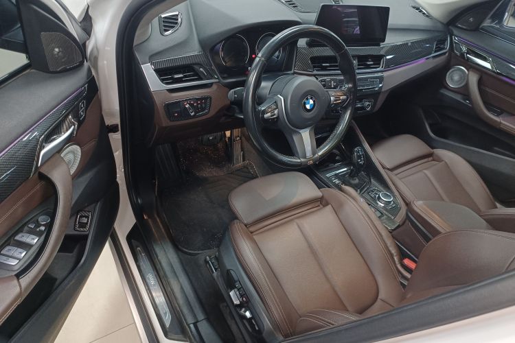 2021 BMW X1 - Main View