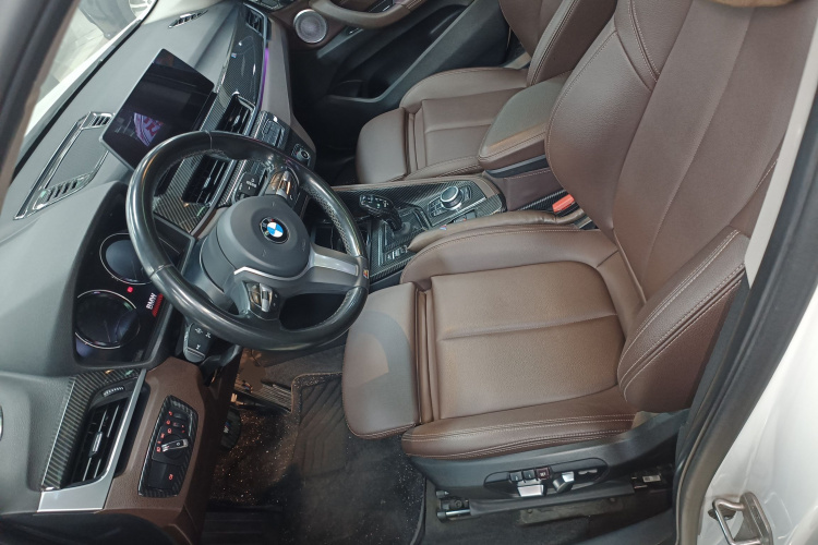 2021 BMW X1 - Main View