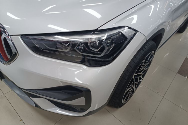 2021 BMW X1 - Main View