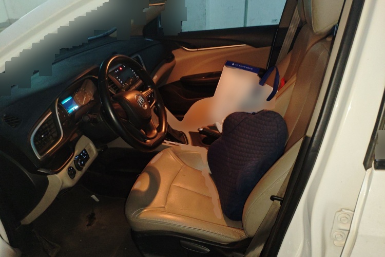 2017 Buick Yinglang - Main View